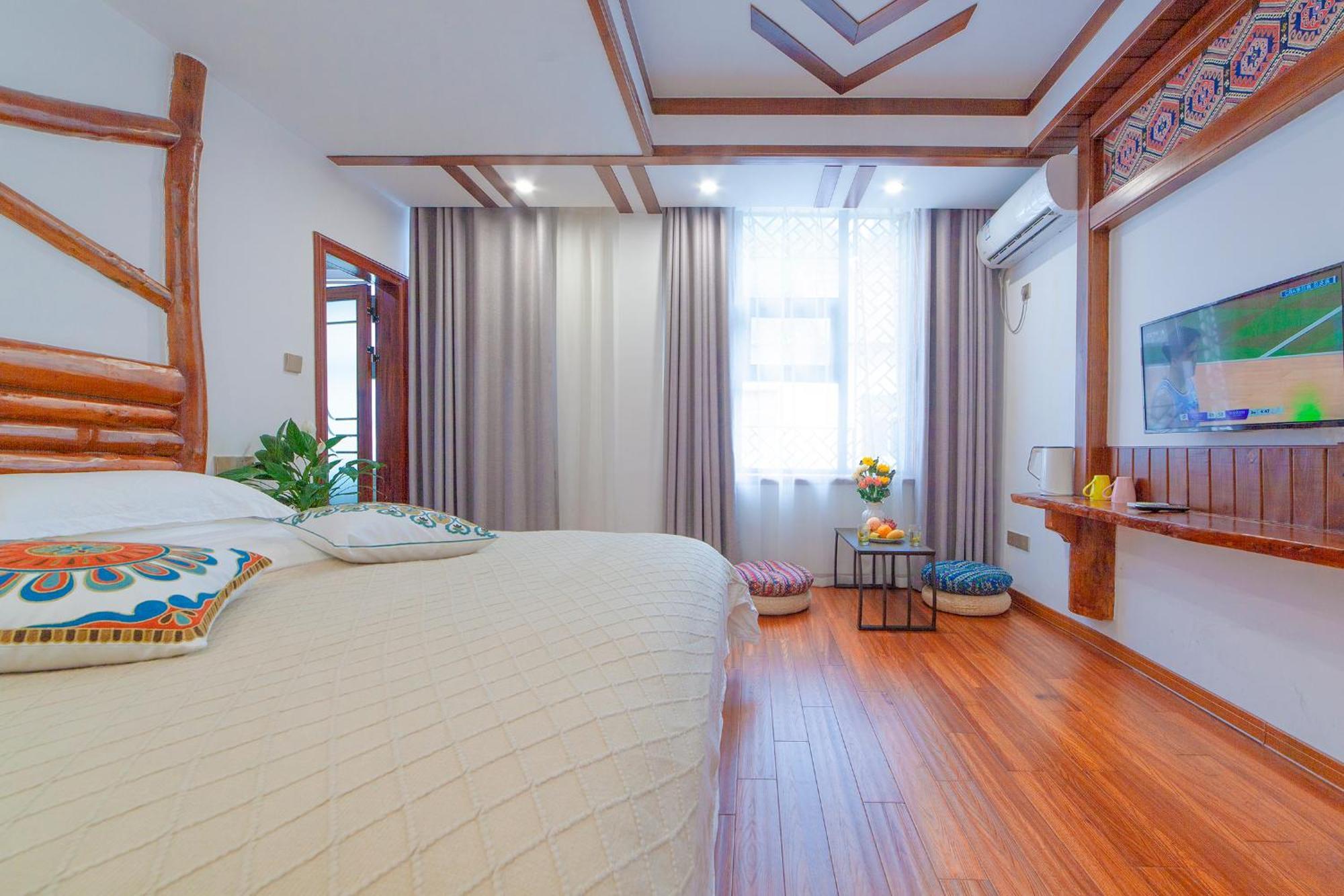Easy House Hotel Zhangjiajie Exterior photo