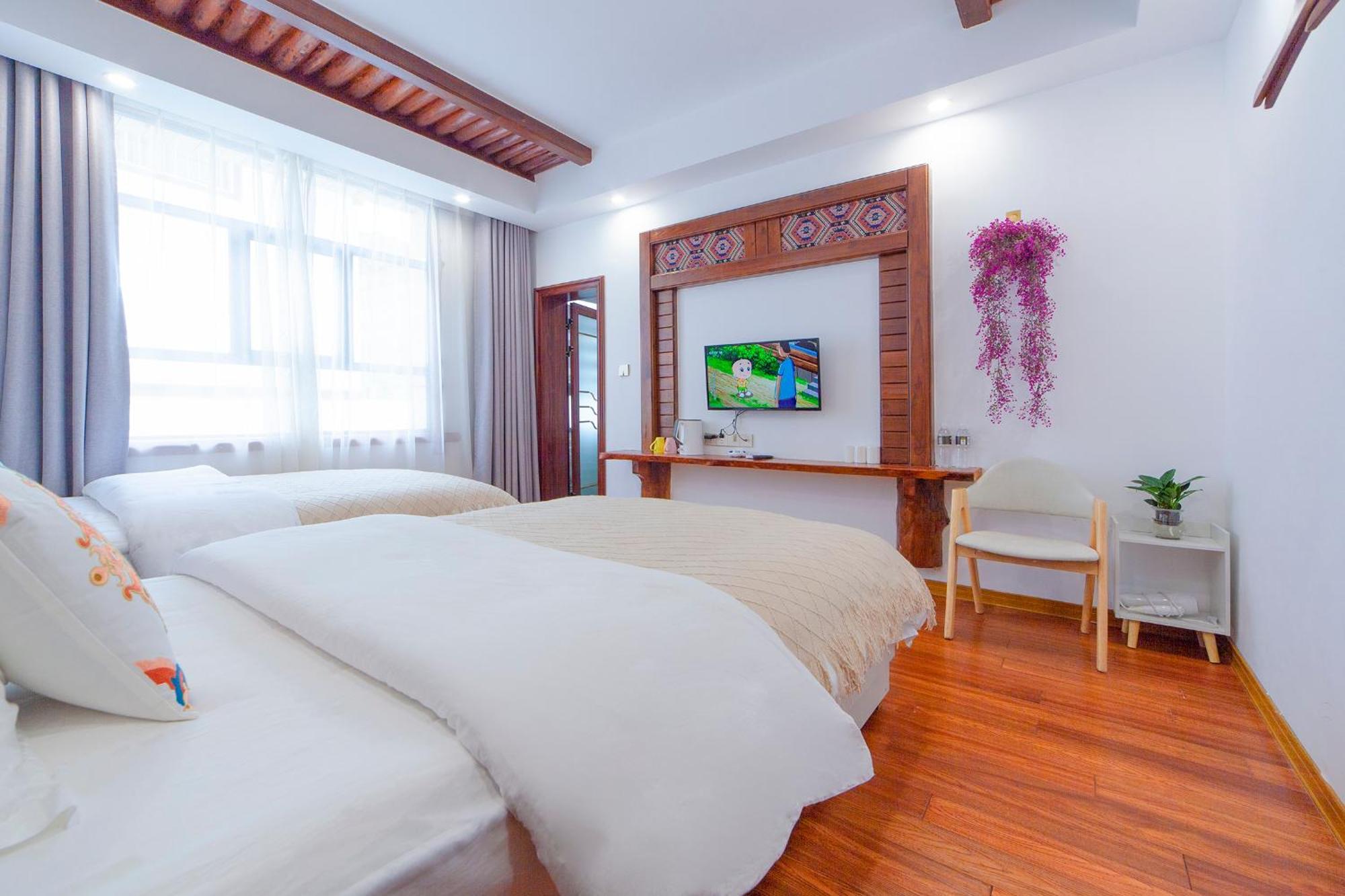 Easy House Hotel Zhangjiajie Exterior photo